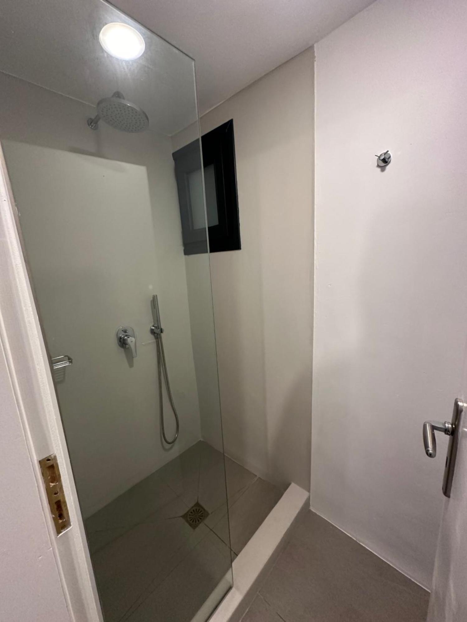 The Coast Suites Турлос Екстериор снимка